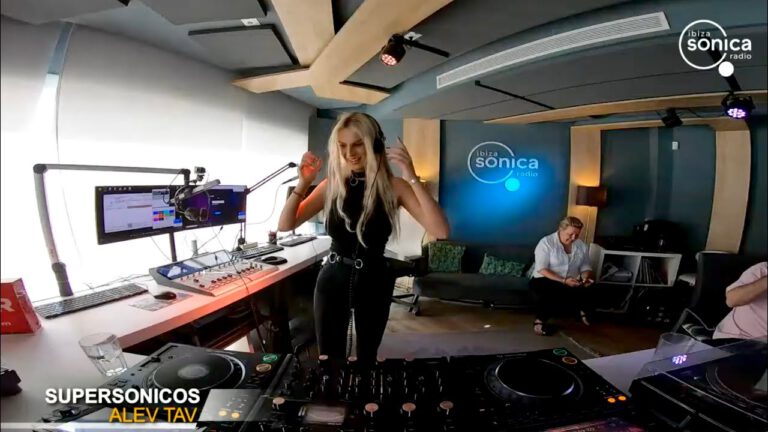 Alev Tav - IBIZA SONICA RADIO 2025