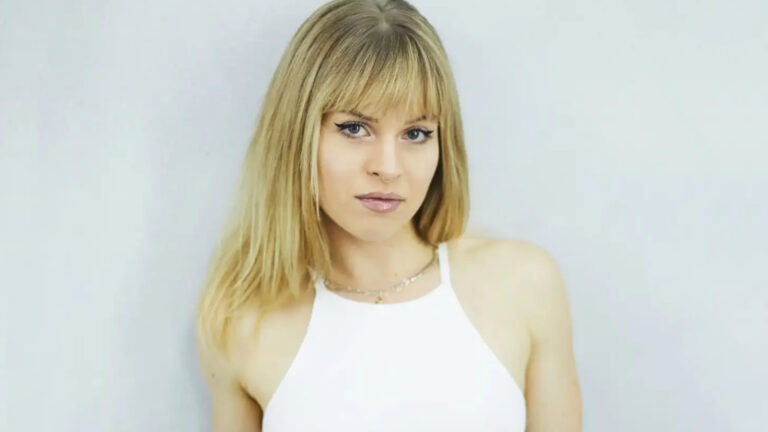 Carmen Electro, Techno DJ