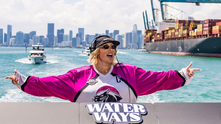 Sam Divine - 1001Tracklists - Rooftop, Miami 2025