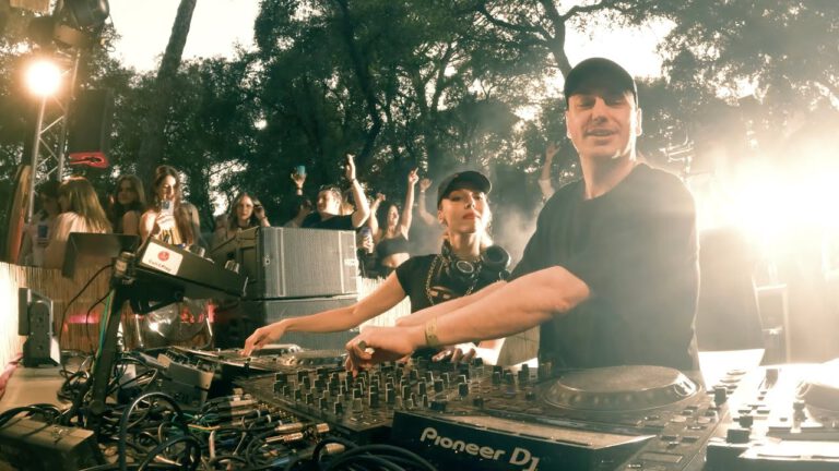 Viviana Casanova b2b Dosem - Delirium Festival 2025