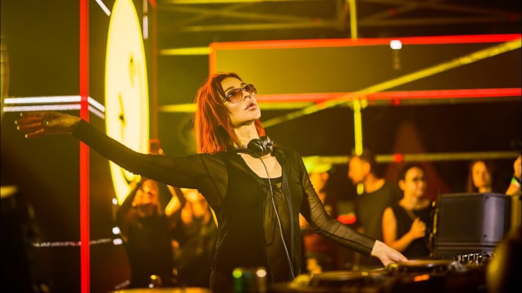 Nina Kraviz - Neversea Kapital 2025