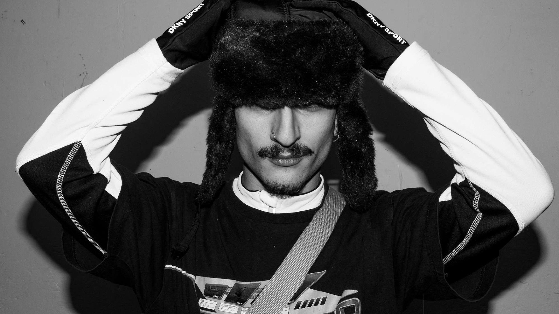 Adrián Mills, Hard Techno DJ
