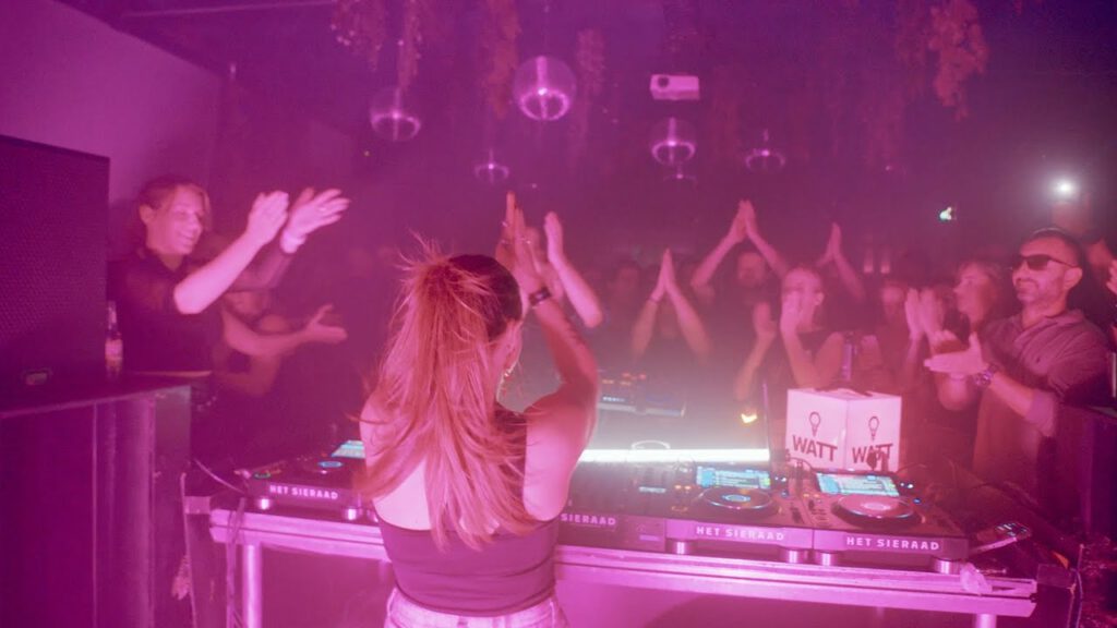 Laura van Dam - ADE Festival 2025